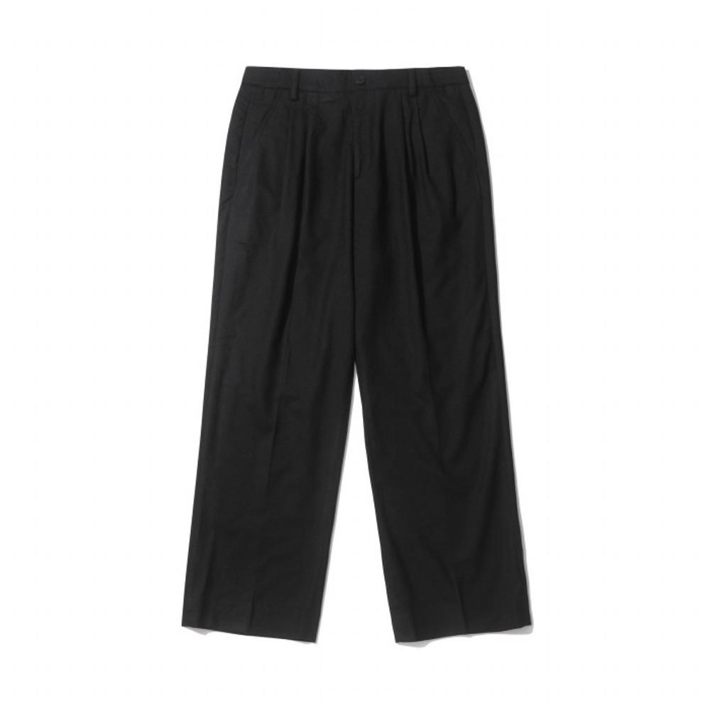 wool 2-tuck wide pants_CWPAW22843BKX