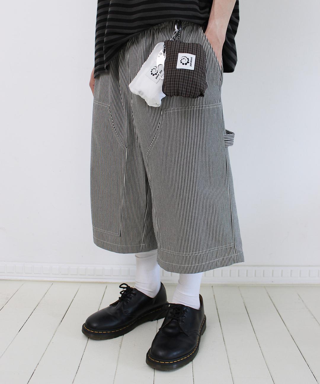 Stripe Carpenter Short Pants (Black)