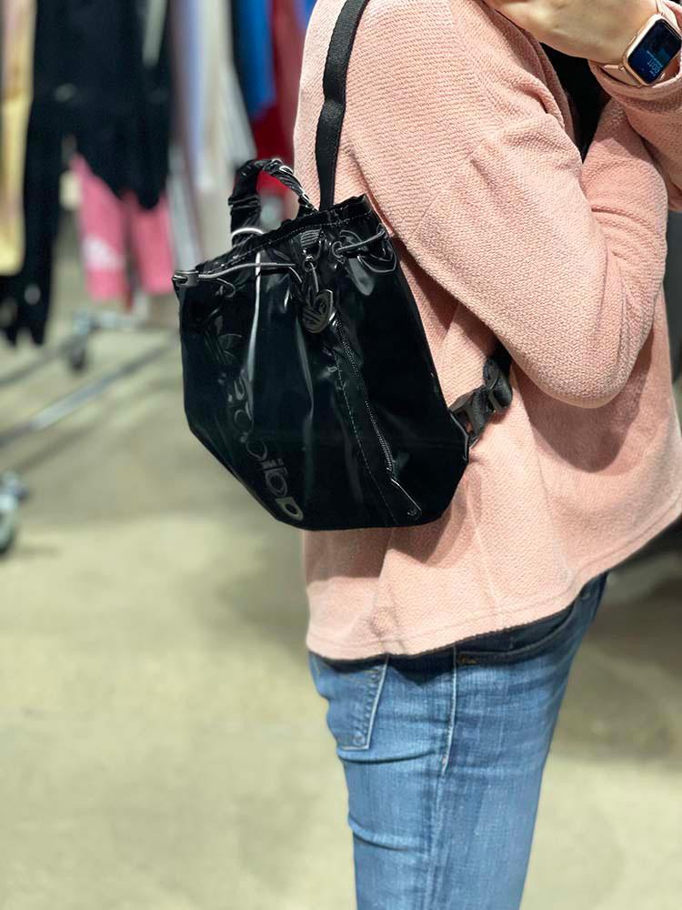 아디다스 오리지널 미니 버킷백 백팩 크로스백 HK0153