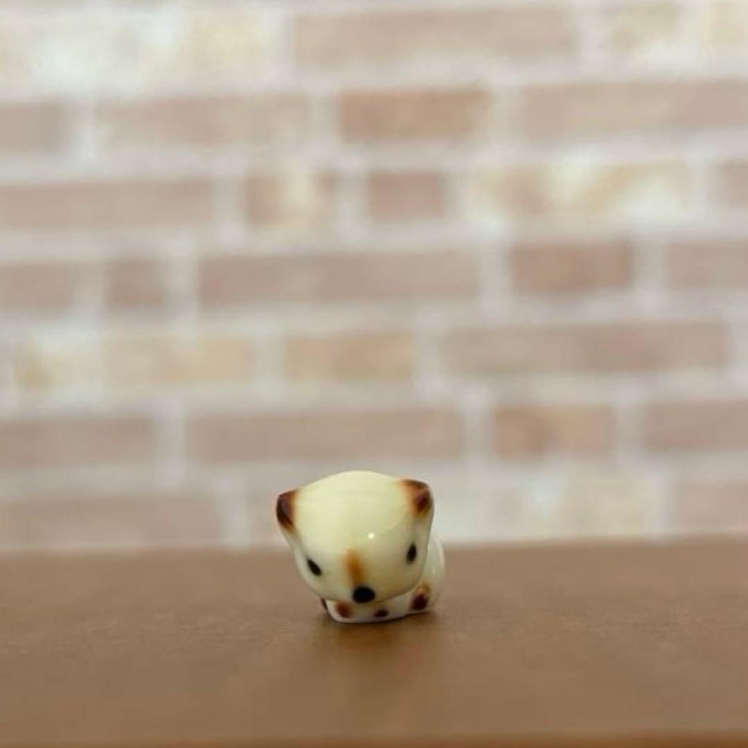 ボーンチャイナ　ヘイゲンリネカー　子猫　陶器　ネコ　置物　ガラス細工