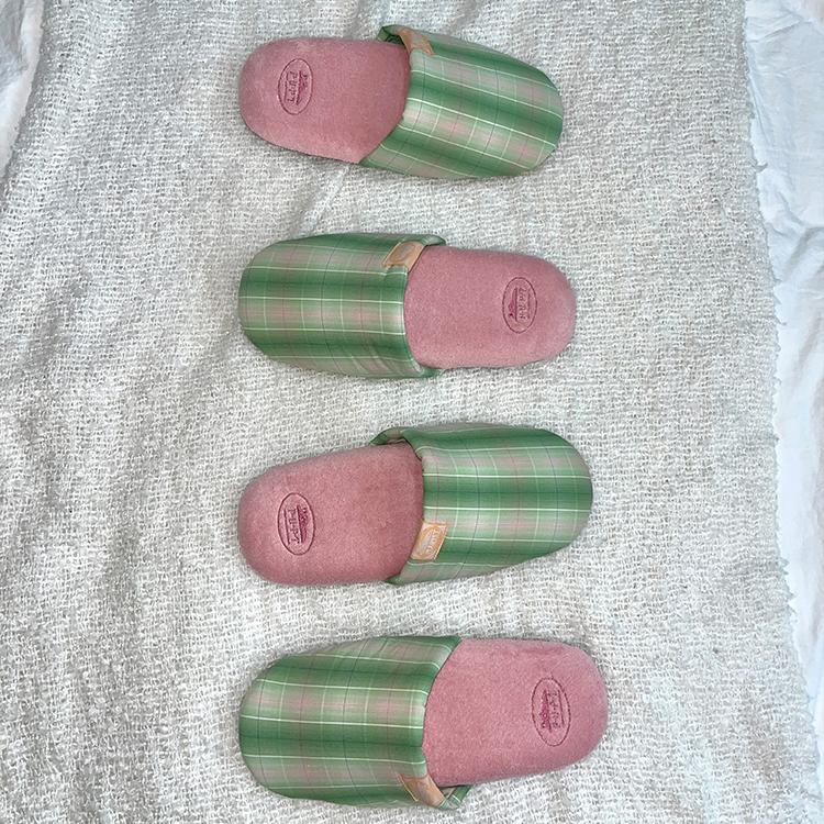 Cutie check Room Shoes (green check + pink)