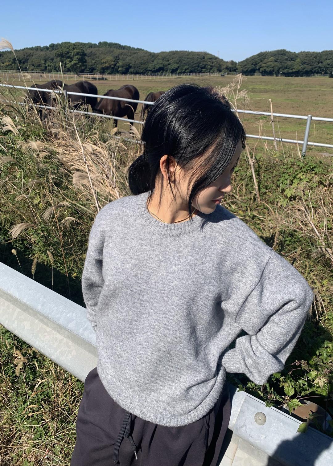 LAZY CROP KNIT (UNISEX)