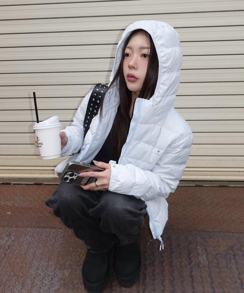 구스다운 후드 라이트 패딩 점퍼 스카이블루 MDJP021SKYBLUE