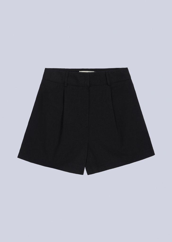 헤인트 CLASSIC PIN TUCK SHORT PANTS_BLACK