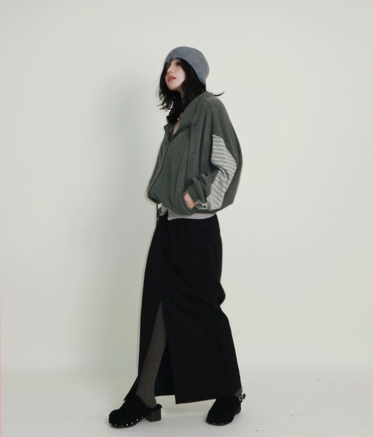 하카타 스트라이프 배색 스트링 니트 집업