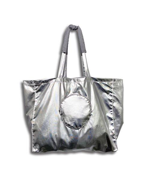 MEGAMETAL TOTE BAG (SILVER)