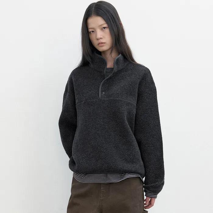 하프 스냅 플리스 풀오버 (차콜)