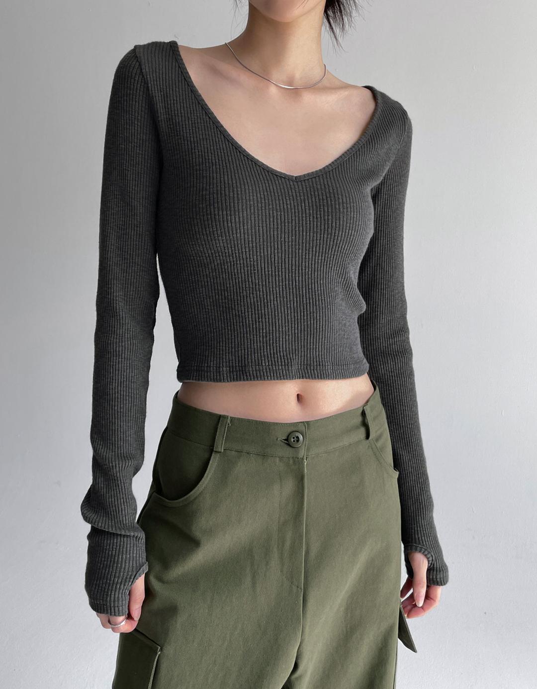 [MADE] 샌드링 F/W 브이넥 워머 크롭 긴팔티