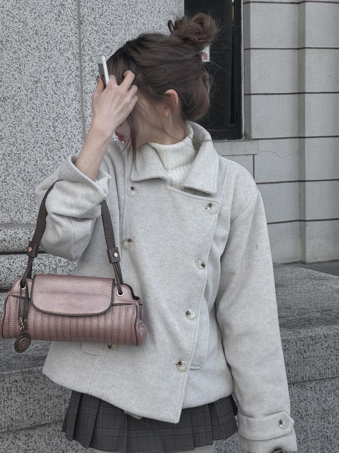 Squared Neck Collar Short Coat