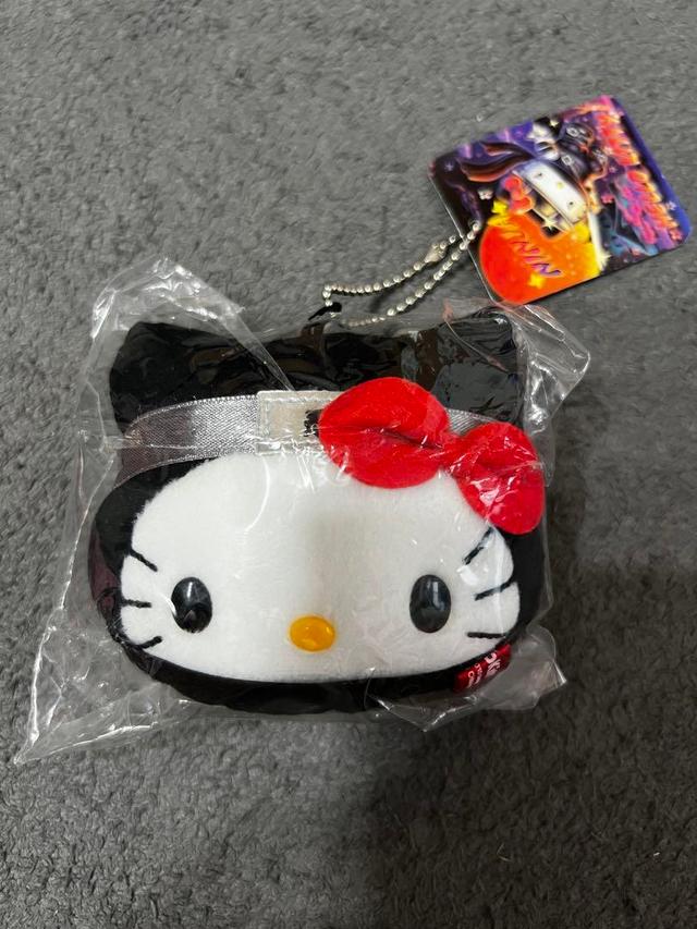 산리오 Sanrioチャーミーキティ ブラックオパール ぬいぐるみ - 위시버킷