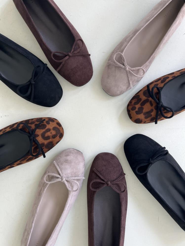 말랑 스웨이드 리본 라운드 가을 플랫 (4컬러)