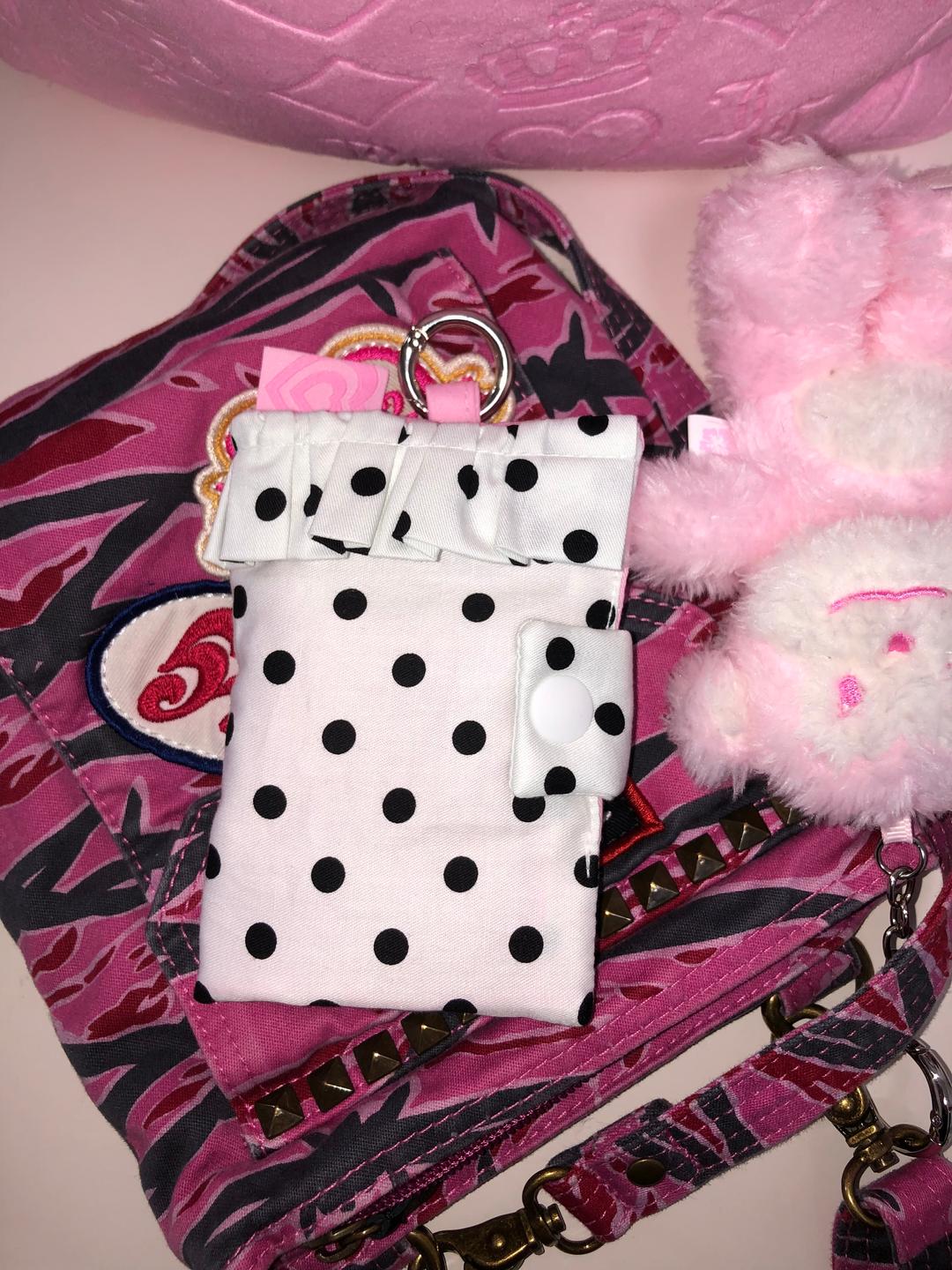 frill fluffy wallet