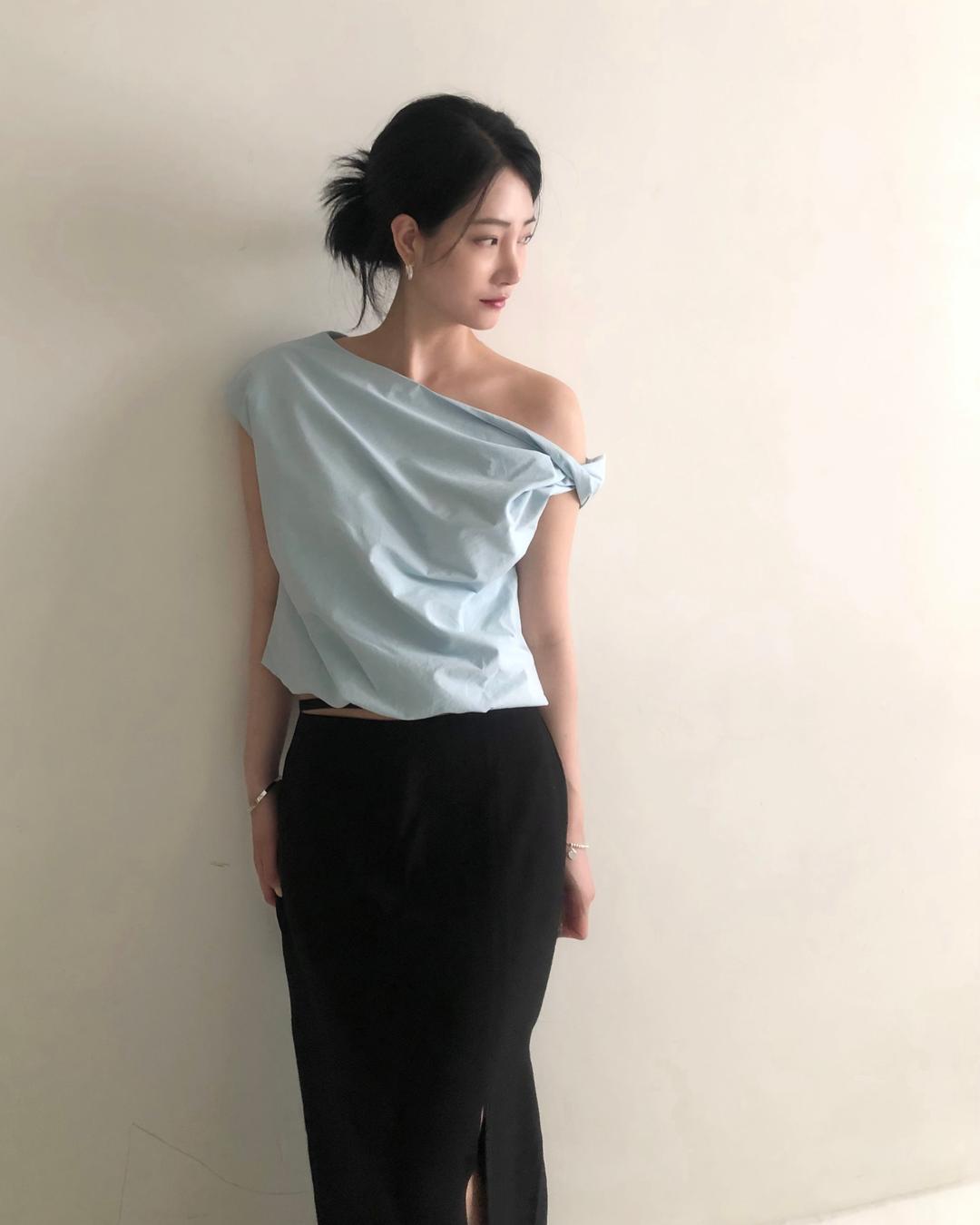 언발 나시 블라우스 (2color)