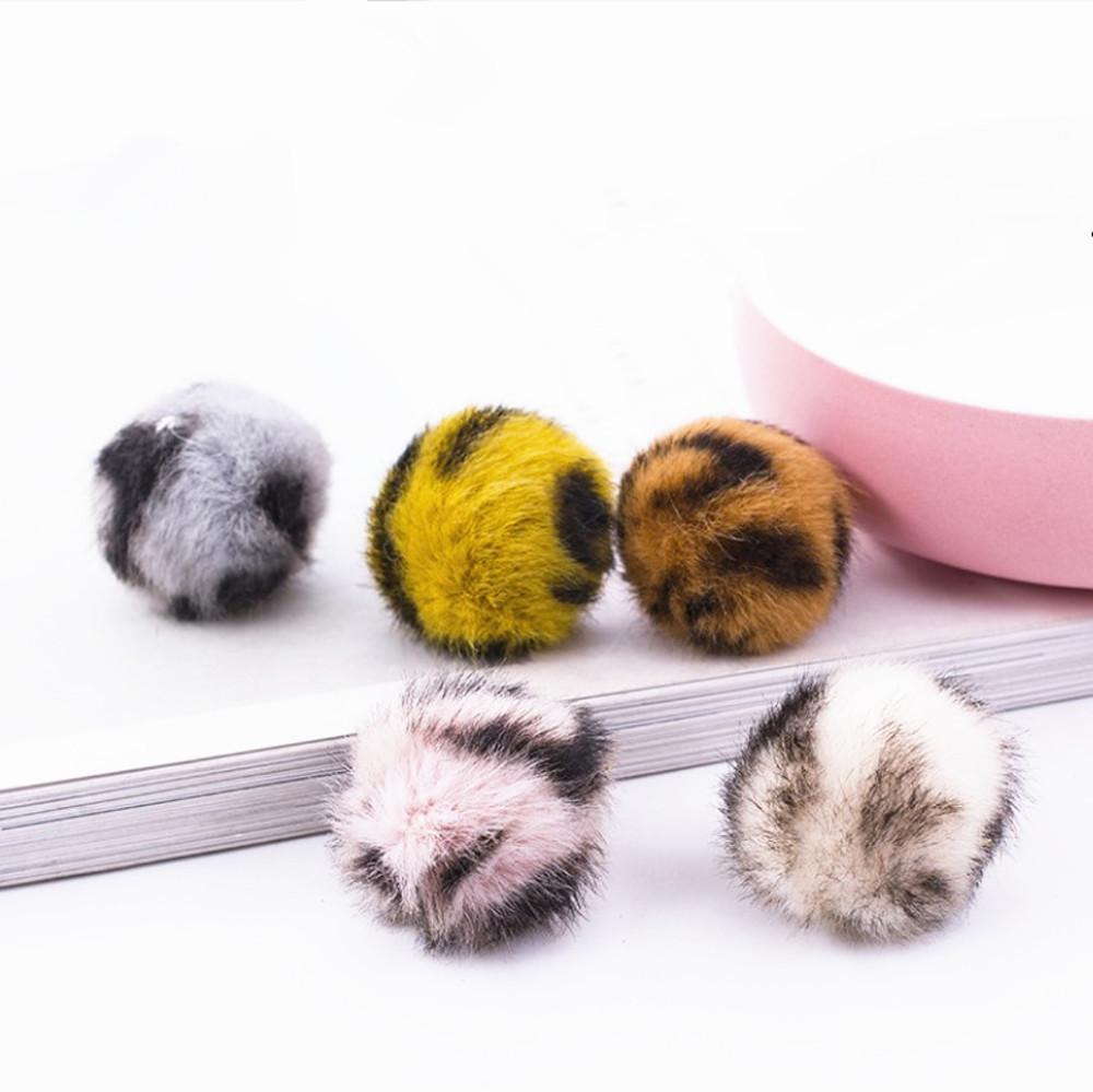 (고리형)레오파드 털볼 벨벳참