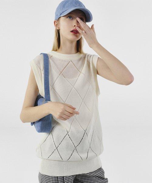 R ARGYLE PUNCHING KNIT VEST_CREAM
