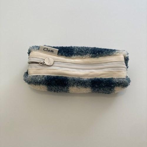 Clam round pencilcase _ Green check Soft fur