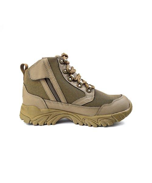하이킹 스타일  아웃도어 집업숏 부츠