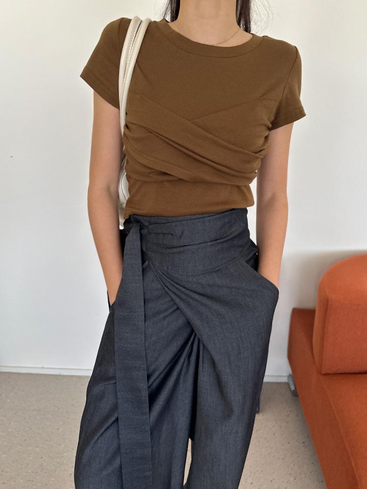 1월8일 빌레트 라운드넥 셔링 레이어링 반팔 크롭 티셔츠