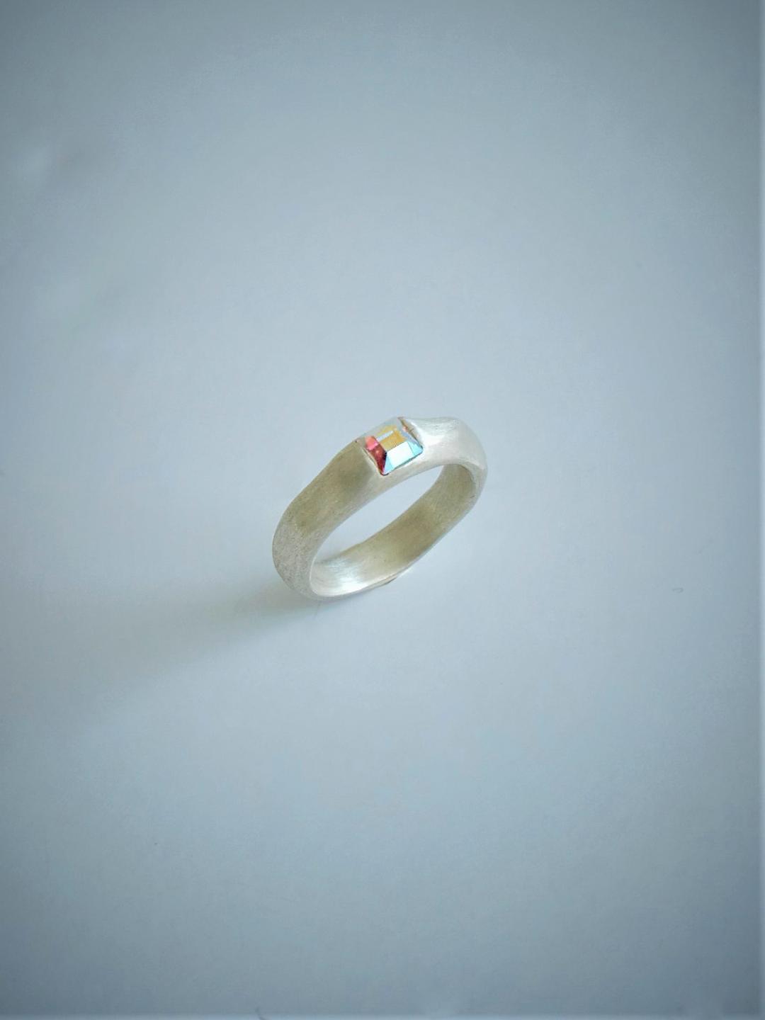Matt Single Ring / Opal