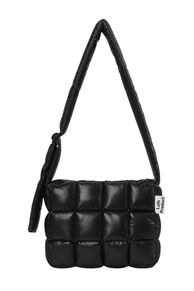 [예약판매 - 11월 12일부터 순차출고] New) Chocolate Glazed Puffer Cross Bag(유광) _ BLACK_ L