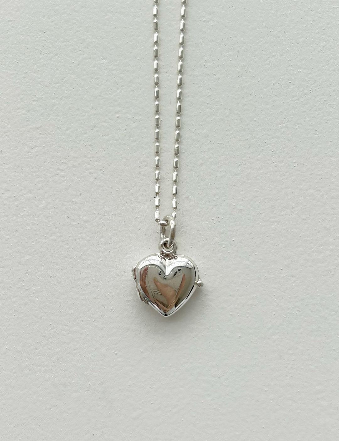 heart open pendant necklace