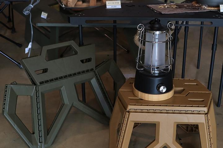 아버 캠핑용품 미니 스툴 거치대 스탠드 받침대