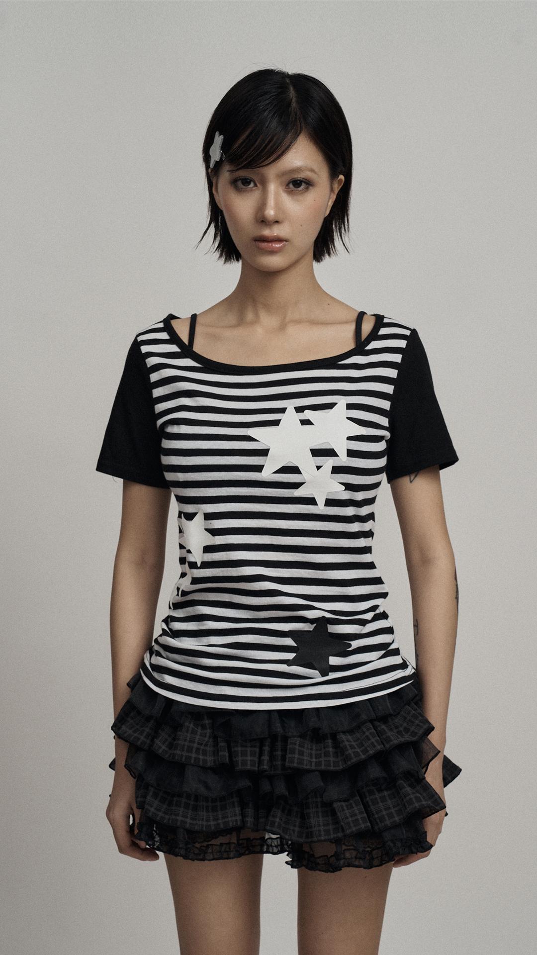 BLACK STRIPESTAR RINGER TOP
