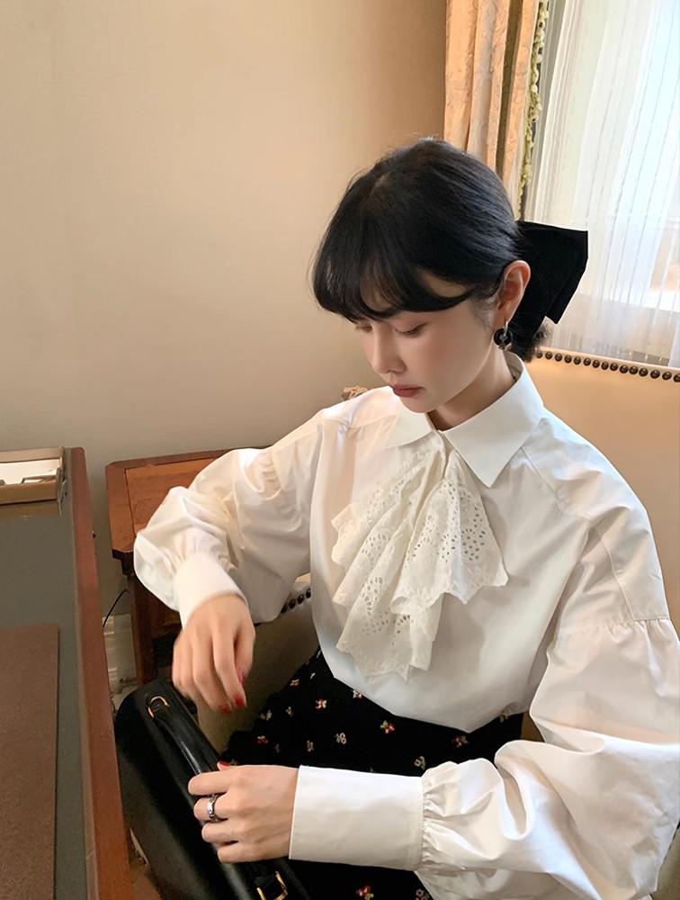 (당일배송) 흰블라우스 넥포인트 펀칭 흰색 블라우스 귀여운 화이트 블라우스 : 티이지