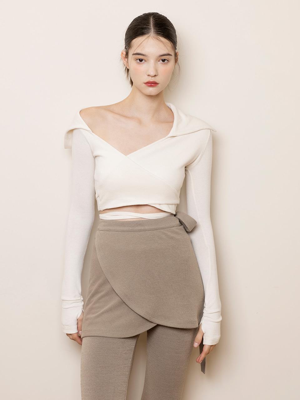 [9월 29일 예약배송] Jenny wrap tshirt (Ivory)