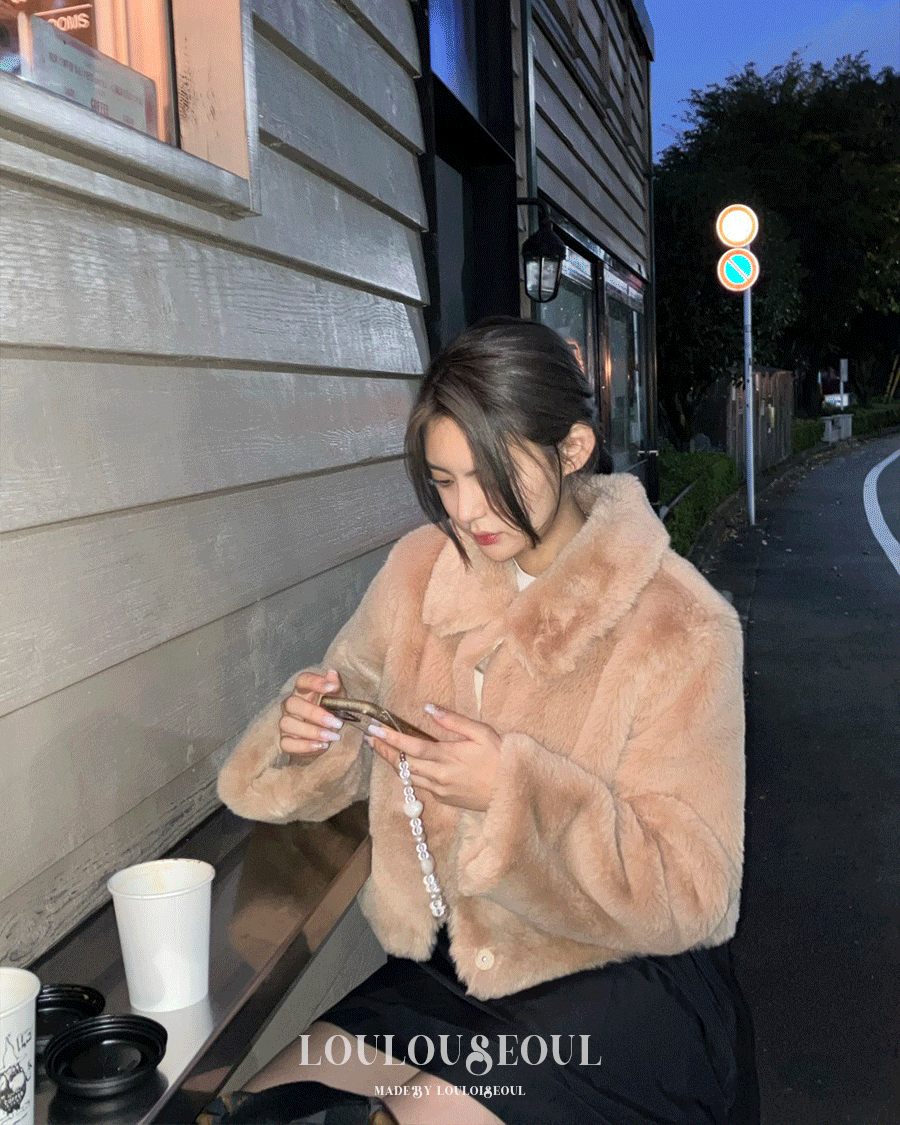 [MADE] Pudding Fur Jacket_푸딩 퍼 자켓 (Peach Beige)