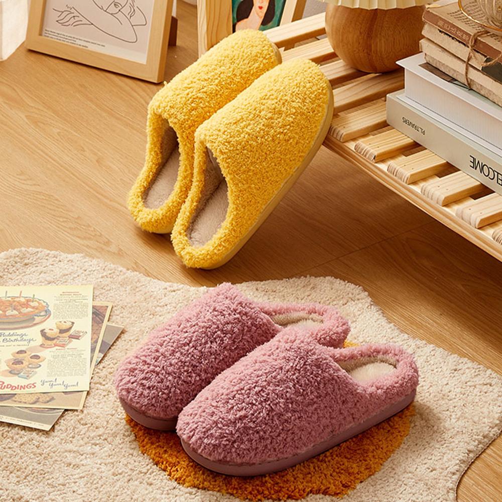 [1+1/총2개] 층간소음 고구마 털실내화 실내 방한슬리퍼 사무실 거실실내화