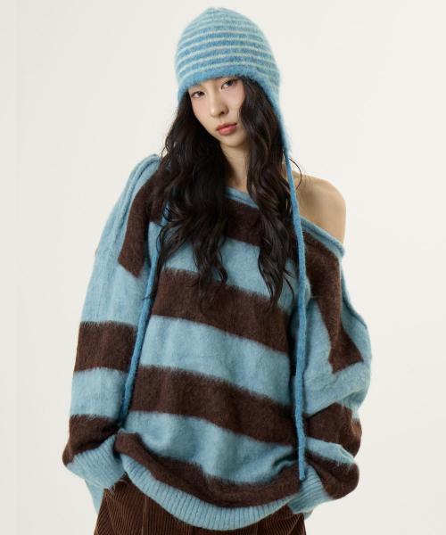 오프 숄더 모헤어 스트라이프 니트 블루-브라운