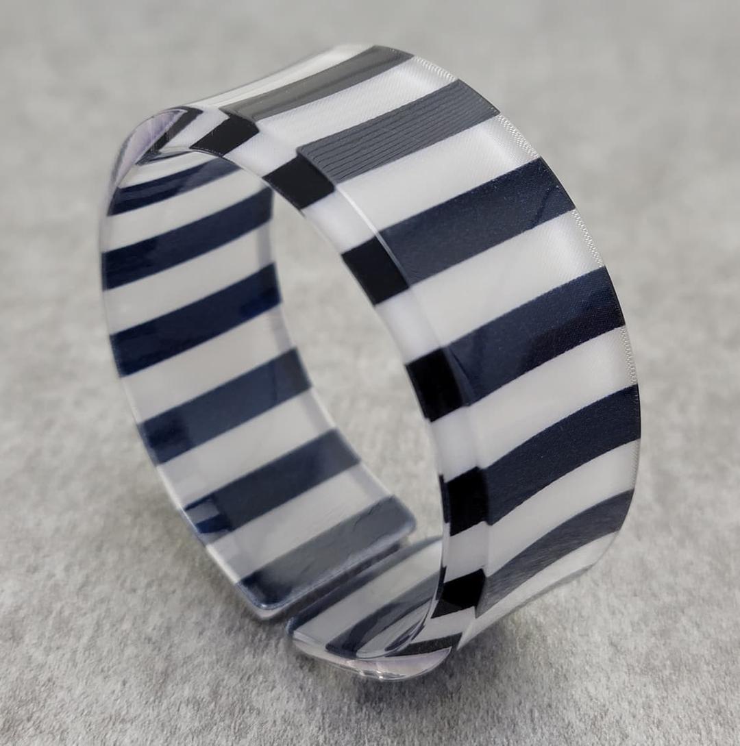 vintage stripe bangle | 후루츠패밀리
