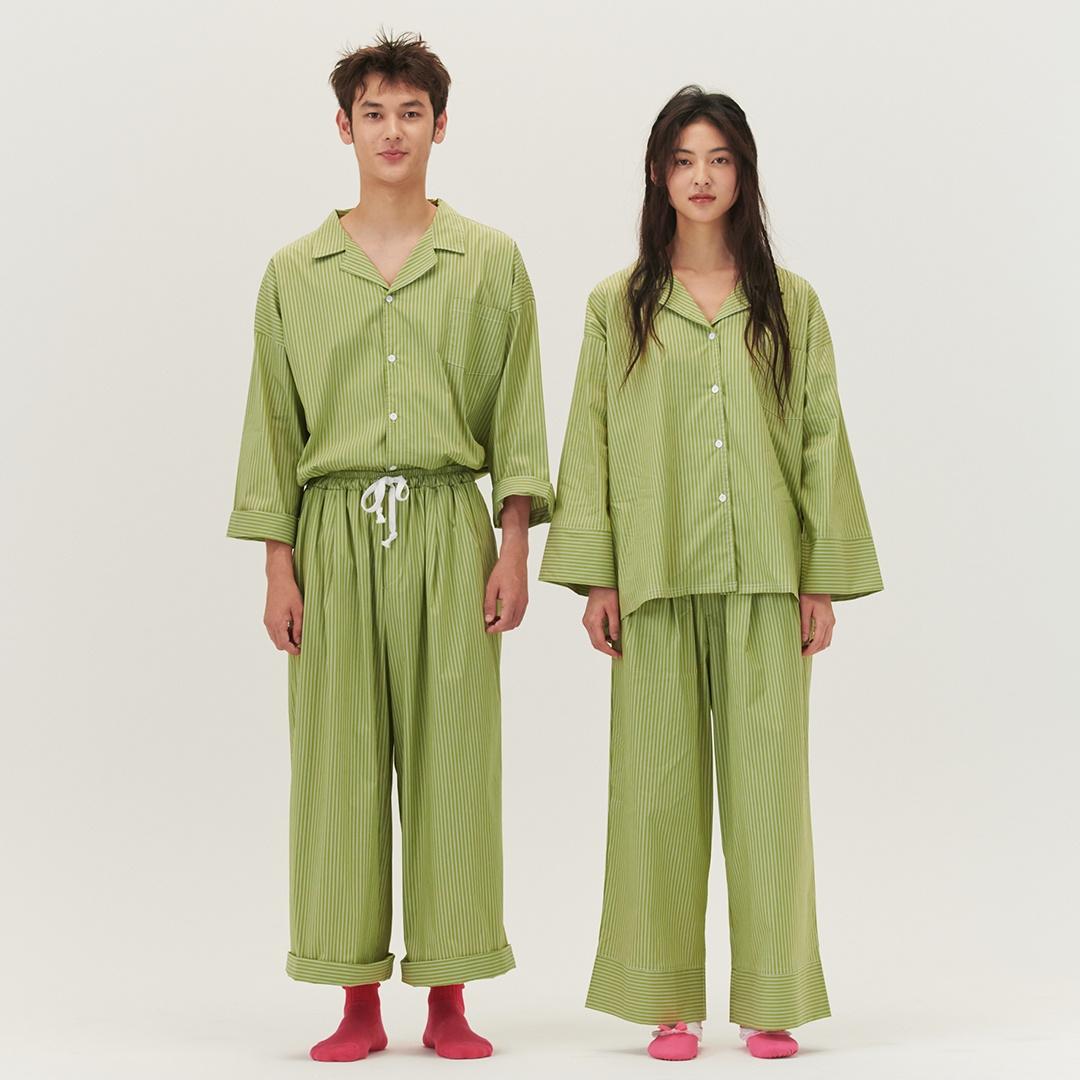 (uni)도미토리 티킹 스트라이프 파자마 올리브