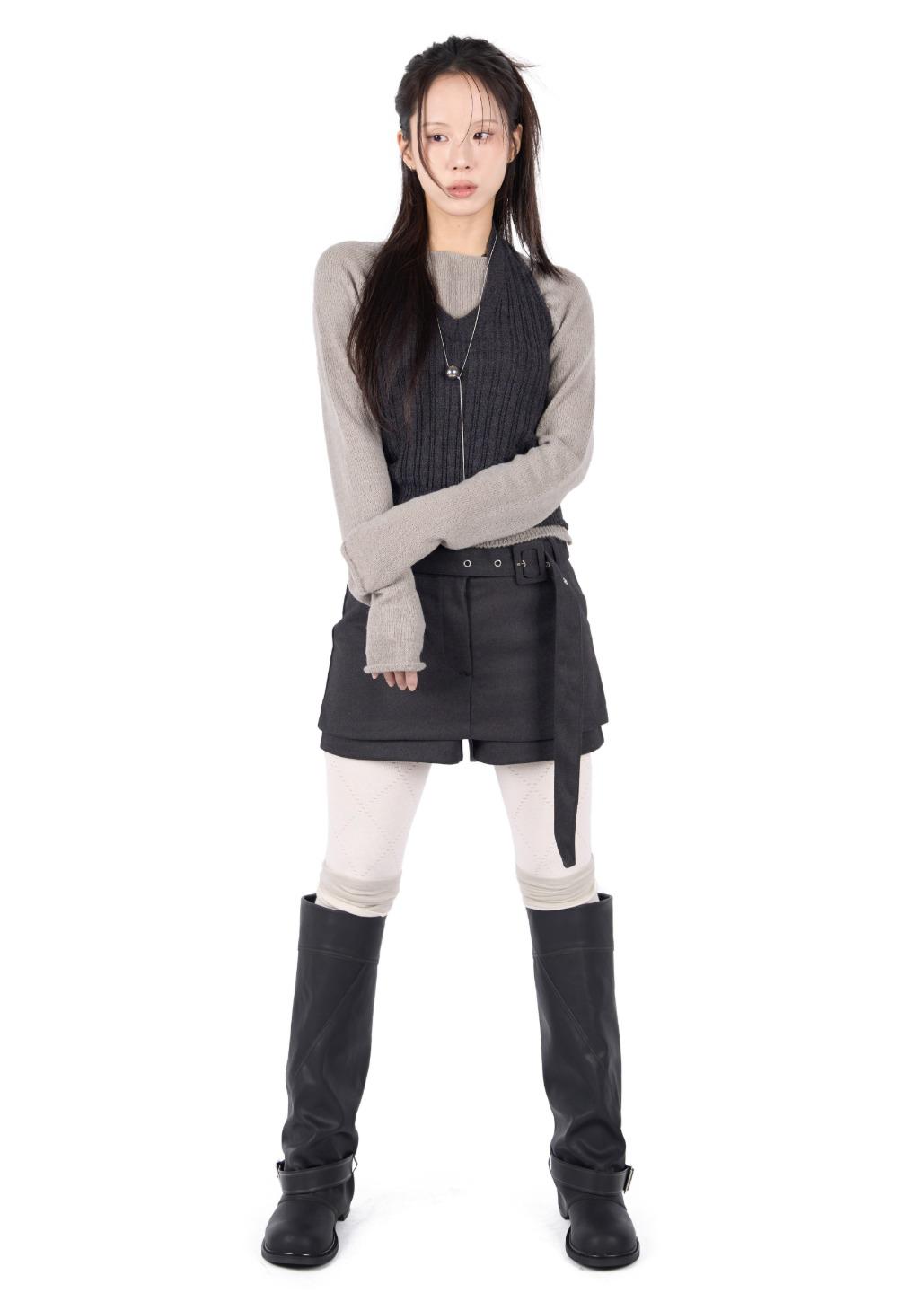 릿킴 EYELET BELTED PANTS SKIRT