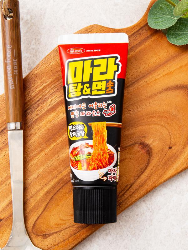 움트리 마라 소스 120 g
