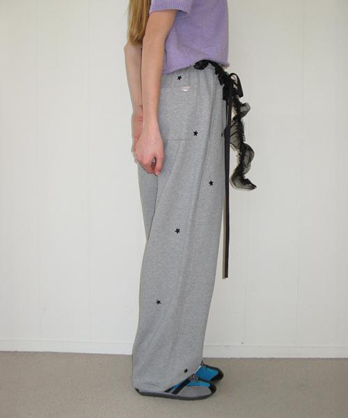 론론(RONRON)  STAR EMBROIDERY SWEAT JOGGER PANTS GREY - 사이즈 & 후기 | 무신사