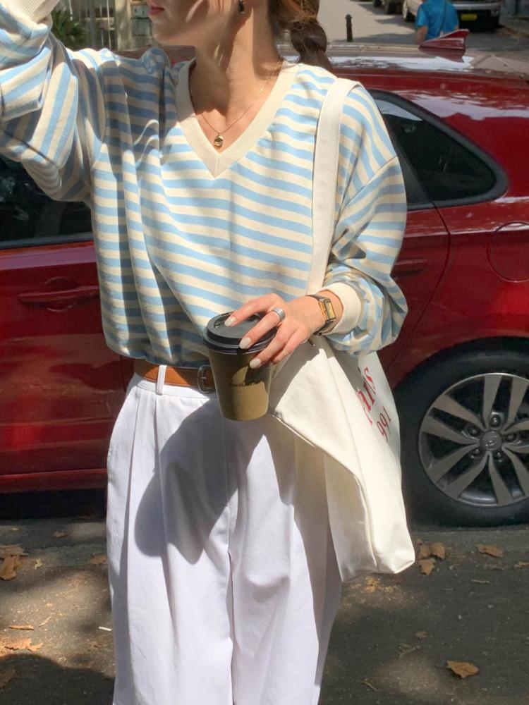 아잉 솔트 맨투맨 봄 2024봄 단가라 티셔츠 스트라이프 브이넥