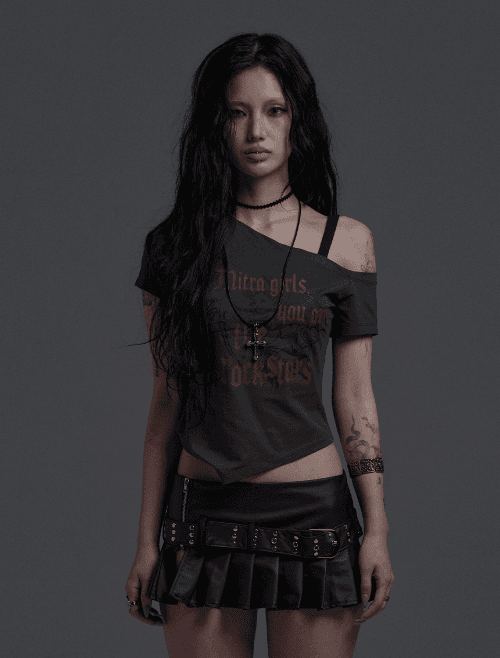 원숄더 그래픽 반팔티 _Dark Grey