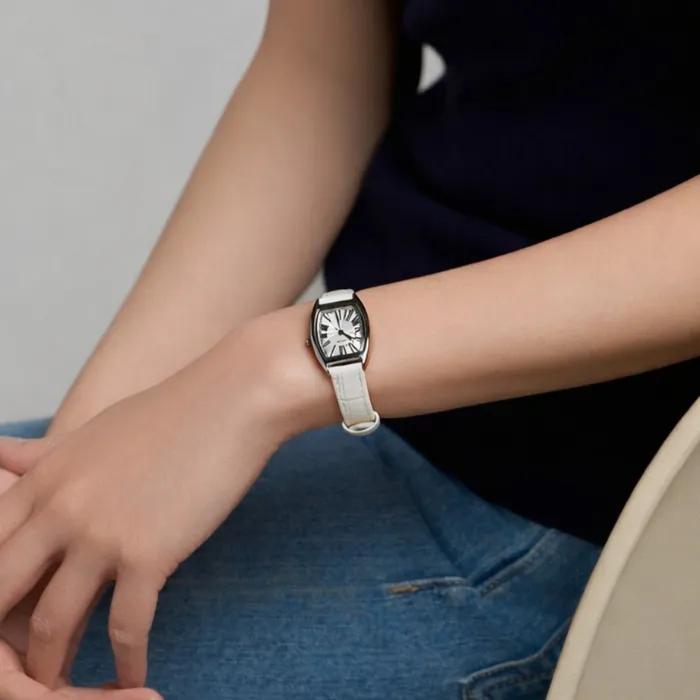 [29CM 단독] 토노 모던 아이보리 여성 시계
