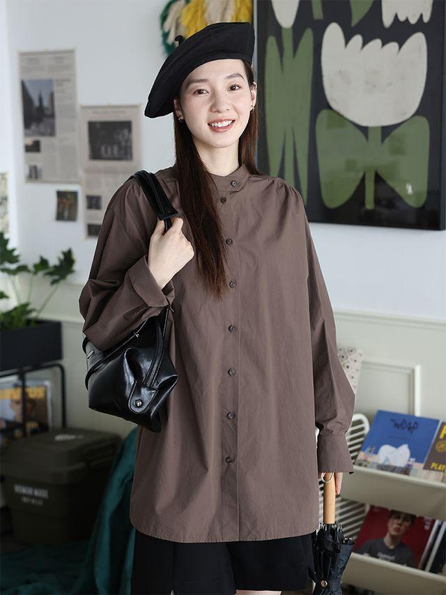 DEER&FLYER 헨리넥 숄더 플리츠 셔츠 (2 컬러)