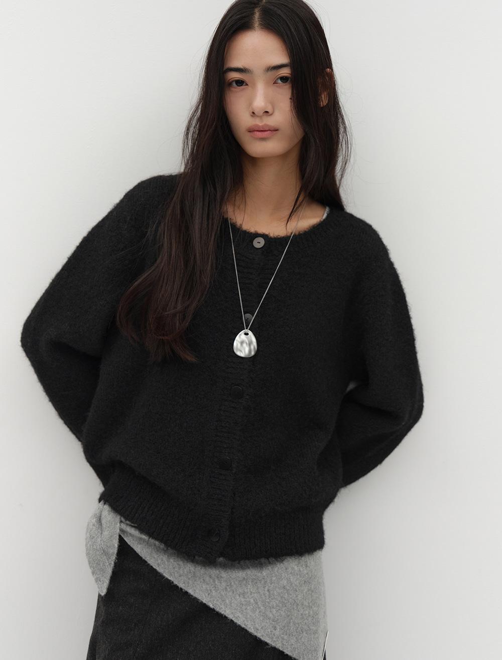 FLUFFY KNIT CARDIGAN [BLACK]