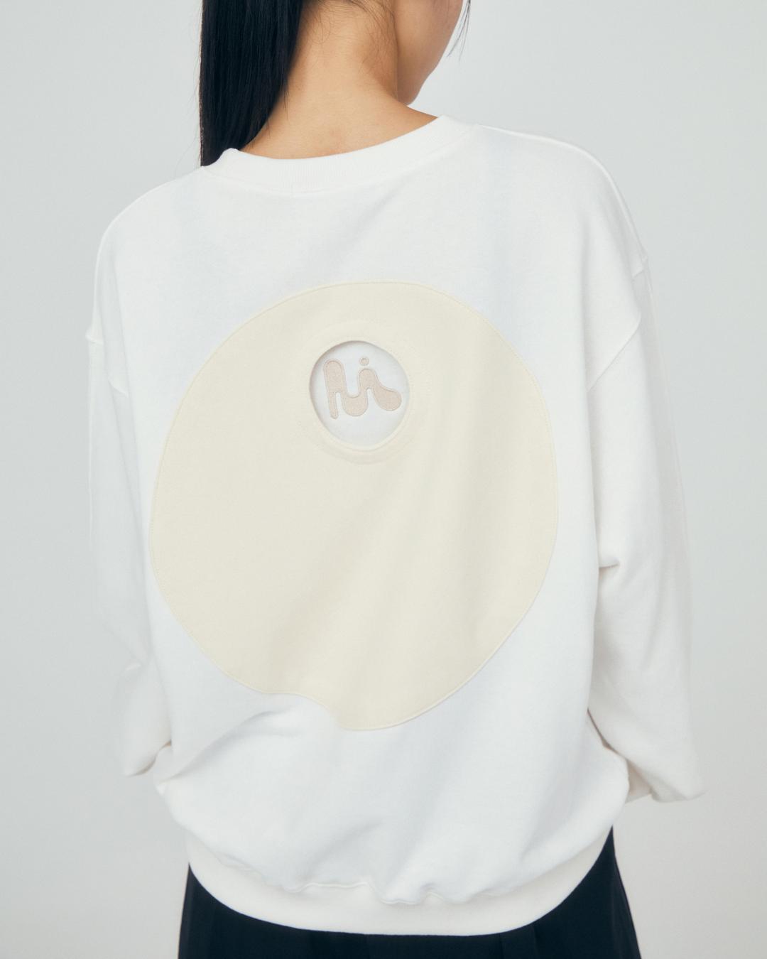 BACK POCKET SWAET SHIRTS ( IVORY )