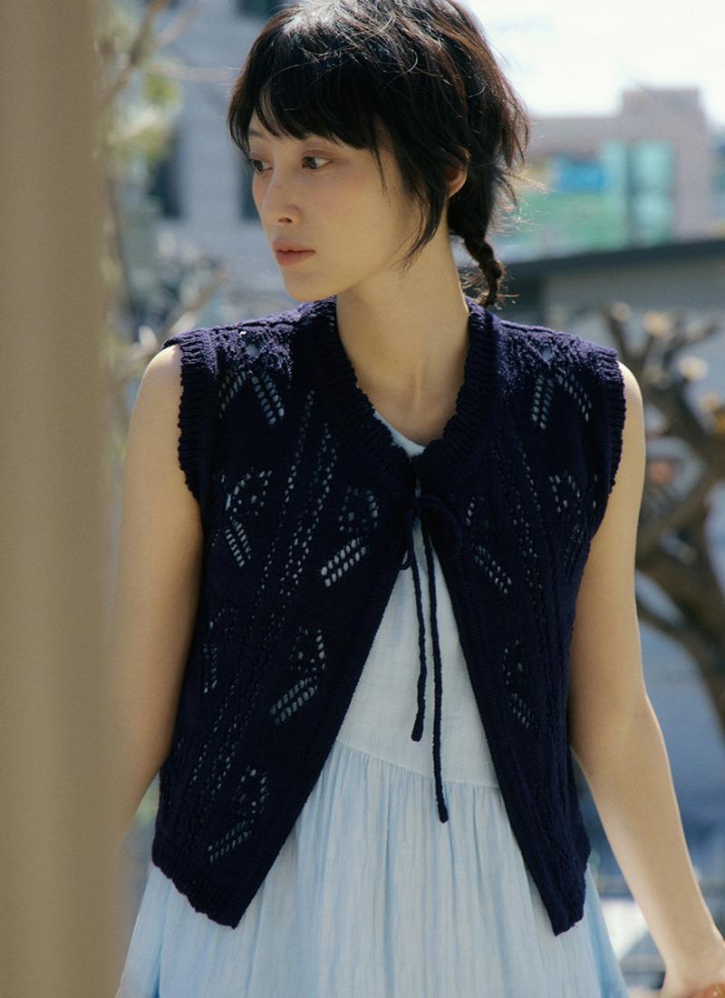 WOI CROCHET VEST NAVY