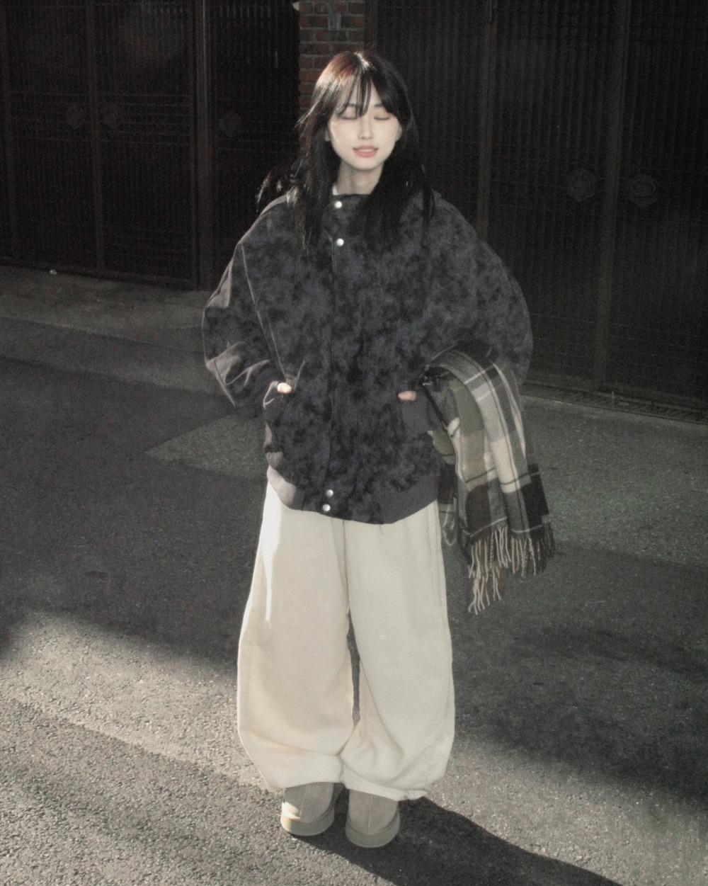 언버티 poin warmer corduroy jumper