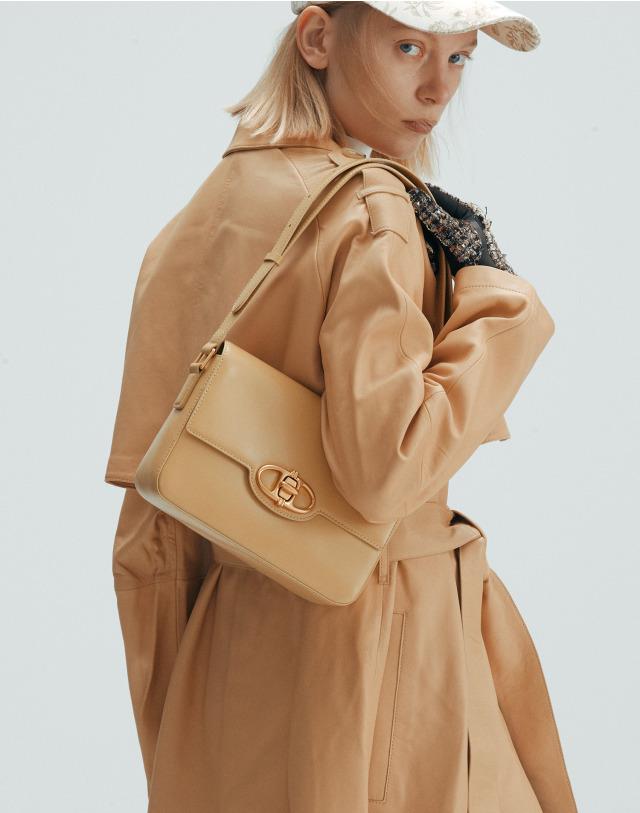 [MERINGUE PLAIN] 머스타드 보딸라또 숄더백 M