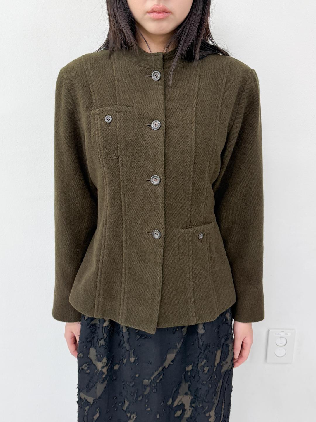 650. Classic line wool jacket