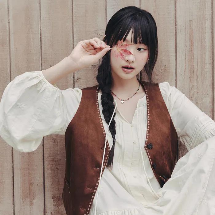 EMBROIDERED SUEDE VEST_BROWN