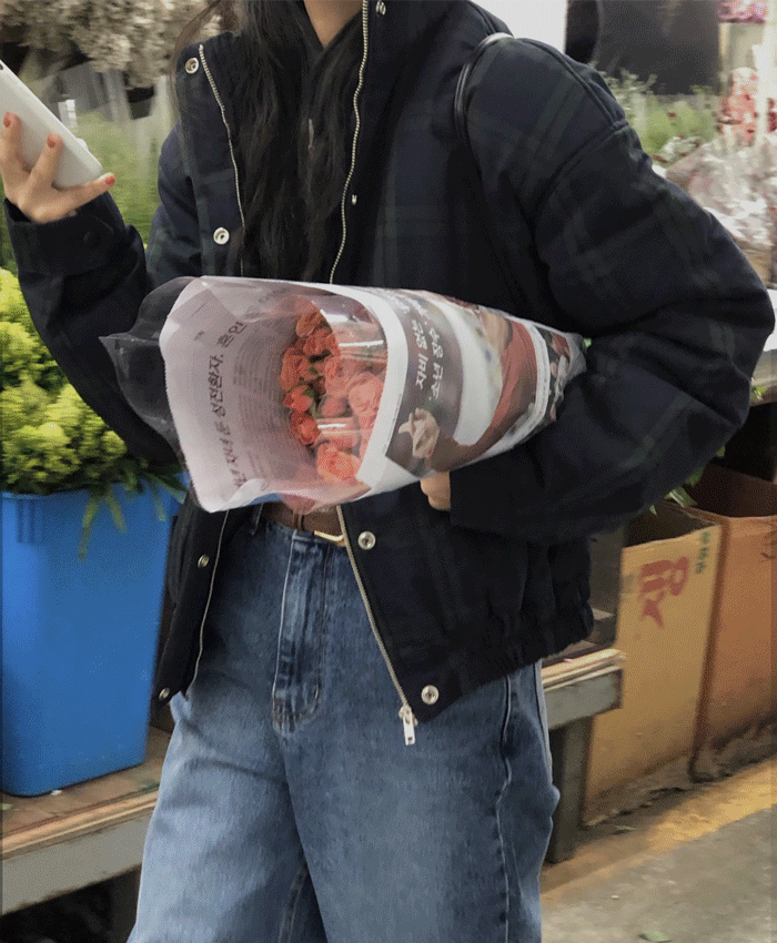 헤이즈 배색 점퍼 크롭 버튼 패딩(네이비)