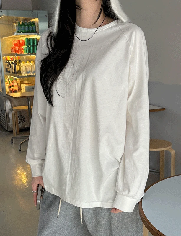 데일리 레글런 맨투맨 티